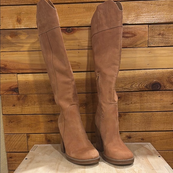 JLO PARID Honey Brown Over the Knee Boots with Stacked Heel - Picture 1 of 9